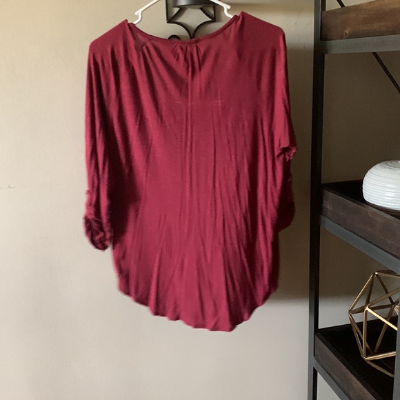 #402. Rxb, small, pretty color, very flattering,pretty details, burgundy - Picture 3 of 6